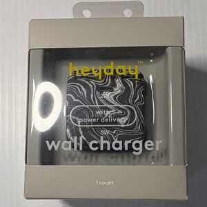 Heyday Black and White Swirl Wall Charger
